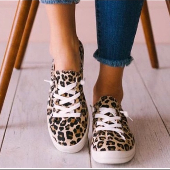 Shoes - 🌼 LEOPARD PRINT SNEAKERS 🌼